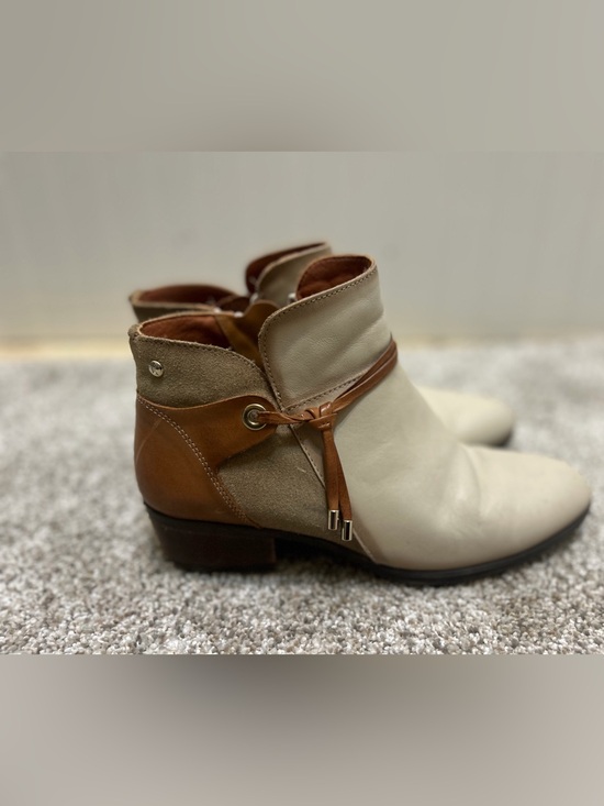 PIKOLINOS Shoes - Pikolinos daroca leather minimalist luxury booties boots sz 37 classic